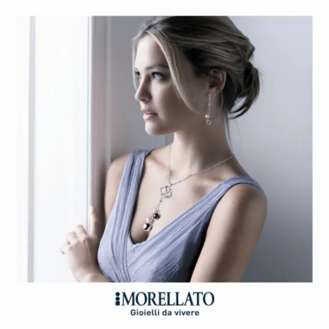 Bild: Morellato mit Top-Model Bar Refaeli auf dem Laufsteg