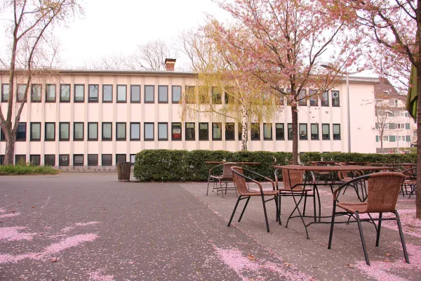 Zukunftsweisende Bildungsgänge am Berufskolleg: Tag der offenen Tür an der Rheinischen Akademie Köln Bild: Zukunftsweisende Bildungsgänge am Berufskolleg: Tag der offenen Tür an der Rheinischen Akademie Köln