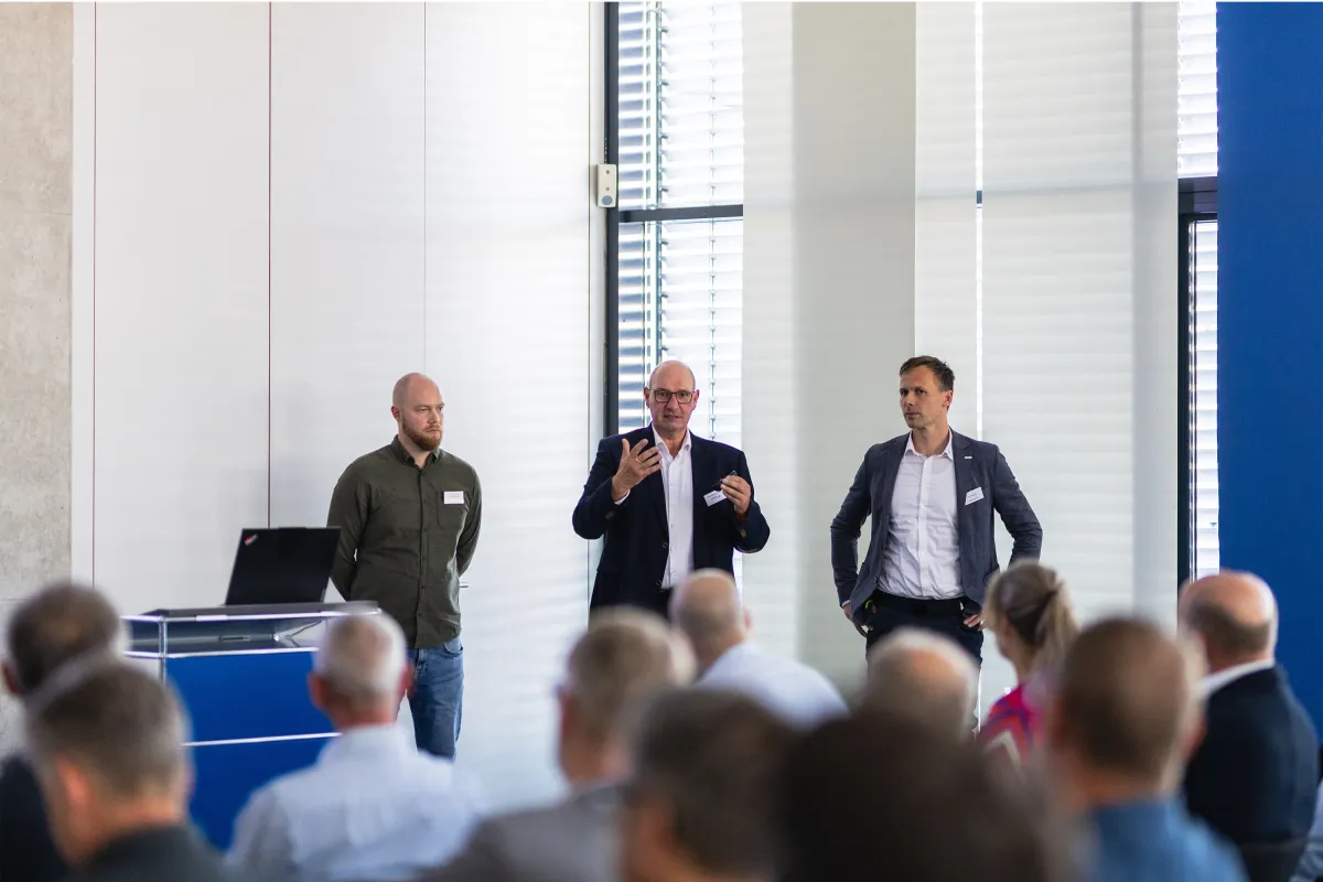 Felix Gilbert (Kelvin ABT), Harald Kretschmann (Gaiser) und Dirk Leuteritz (compact Kältetechnik) (© PEAK Creative Consulting Studio GmbH)