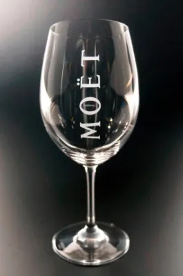 Bild: Das Weihnachtsgeschenk: Außergewöhnliche Champagner Gläser von Moët & Chandon Ice Imperial