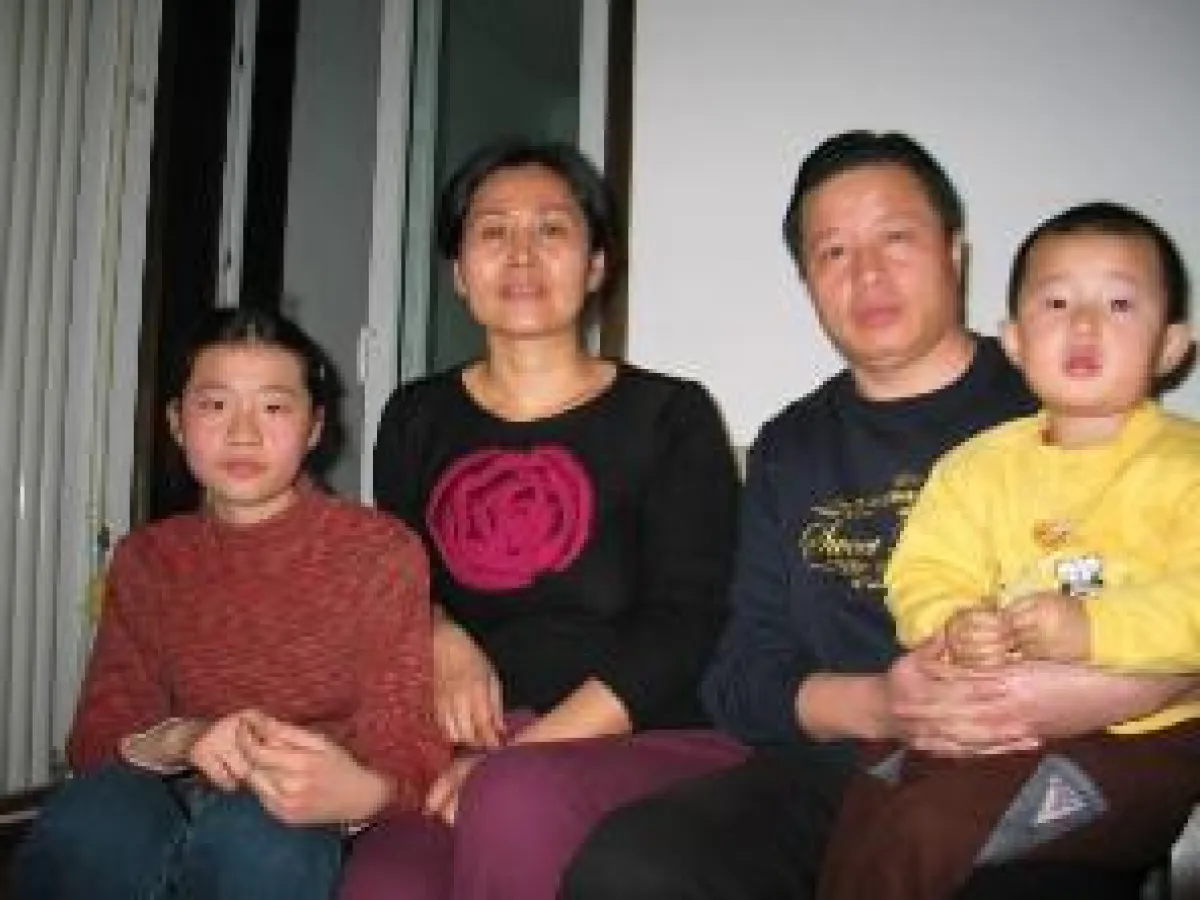 Der chinesische Menschenrechtsanwalt Gao Zhisheng mit Ehefrau Geng He und beiden Kindern. Bild: epochtimes.com
