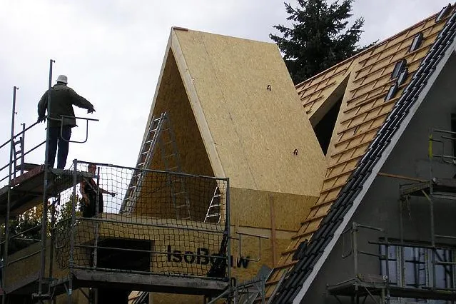 Bild: Anbau und Aufstockung mit dem IsoBouw C-SIPS Fertigbau System - Erfüllung der EnEV 2007 mit geringstem Aufwand