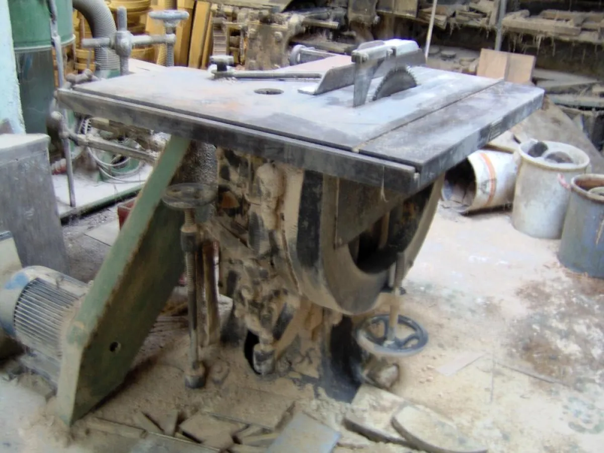 Kostenlose Schrottabholung und Autoverschrottung