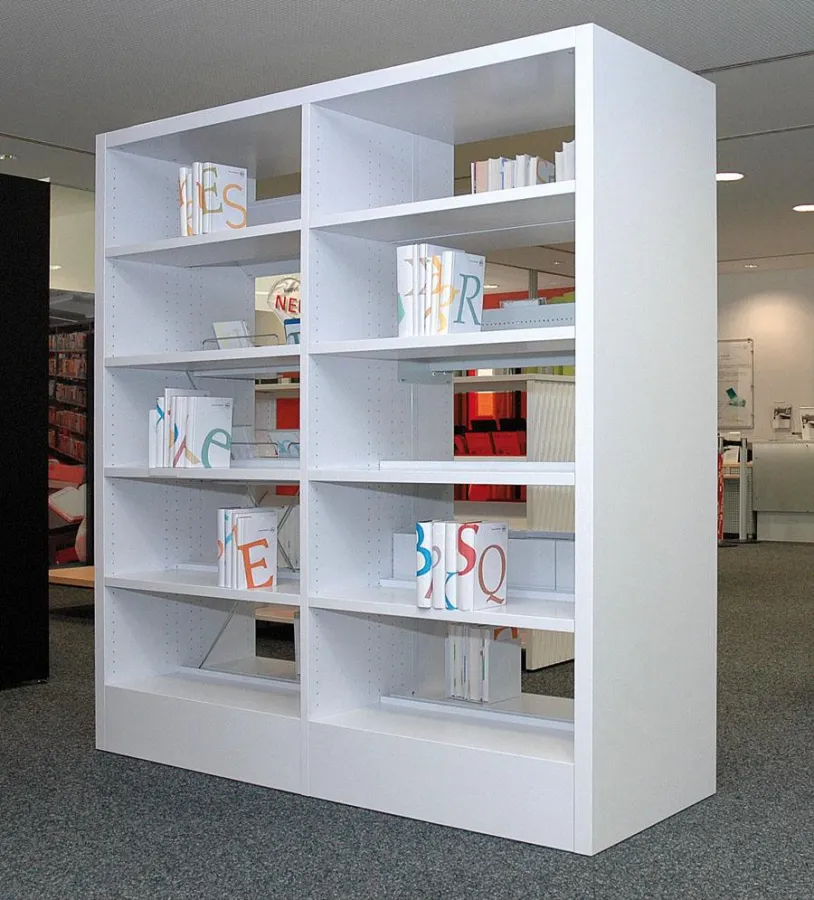 Das eigens für die neue Bibliothek in Stuttgart entwickelte Regalsystem  R.10/4 der ekz