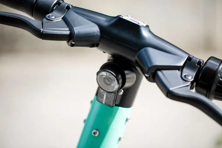 Bild: Ausrangierte E-Scooter – Nachhaltiges Konzept bietet Alternative zur Vernichtung