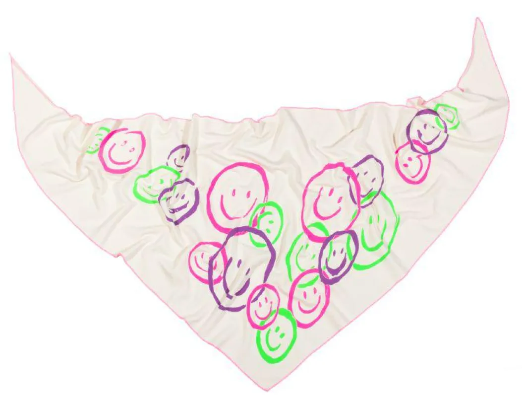 Keep on Smiling mit diesem stylischen Tuch von Spirit of Hope