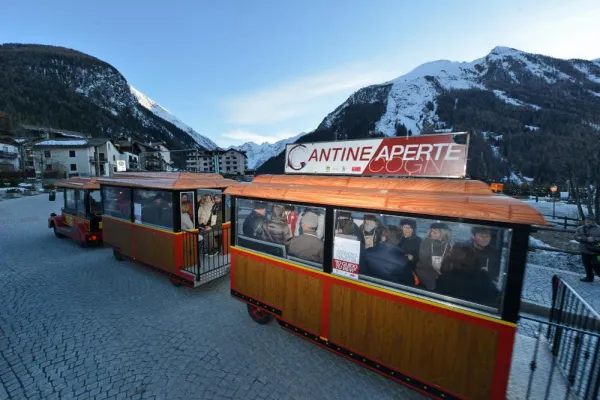 Bild: Tag der offenen Weinkeller im Aostatal