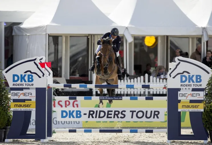 Bild: Die DKB-Riders Tour zu Gast in Wiesbaden