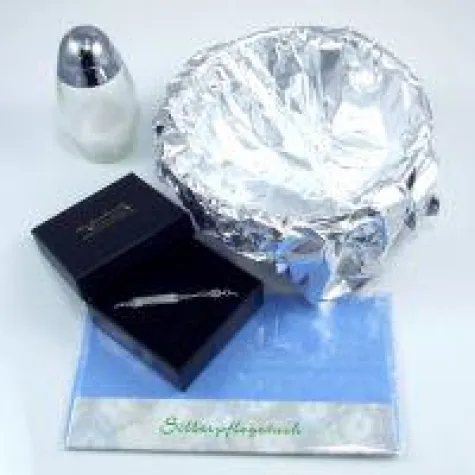 Bild: Wie bleibt echter Kinderschmuck dauerhaft schön?