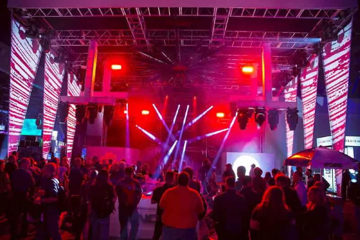 ROBE Lighting auf der LDI (Foto: Louise Stickland)