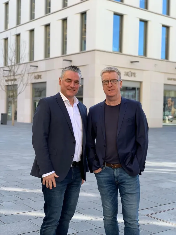 CEO-Wechsel: Uwe Middeke (links) gibt an Frank Miller (rechts) ab