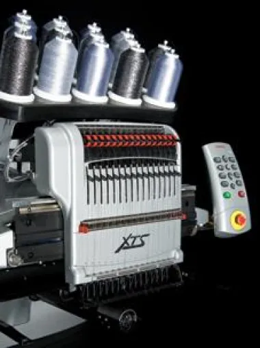 Bild: Die neue Amaya XTS Stickmaschine ist jetzt auch in Europa verfügbar