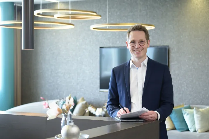 Bild: Arbeitgeber atmen auf: Rechtsanwalt Jan Meyer siegt erneut über Kununu