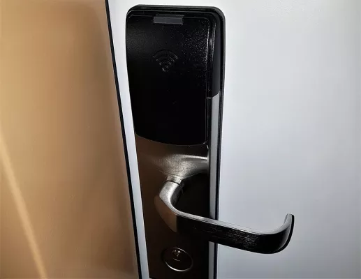 Bild: Hotelbetreiber Place Value informiert: „Elektronische Türschlösser in unseren Comfort Hotels sind sicher.“