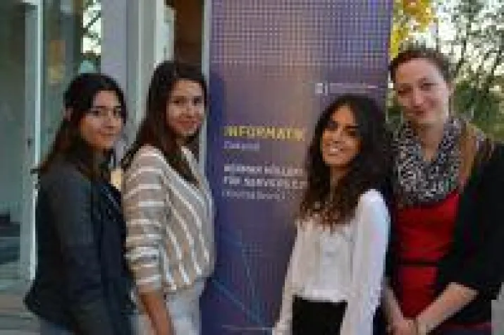 Bild: Informatikerinnen aus Reutlingen gewinnen UX Callenge in Dresden