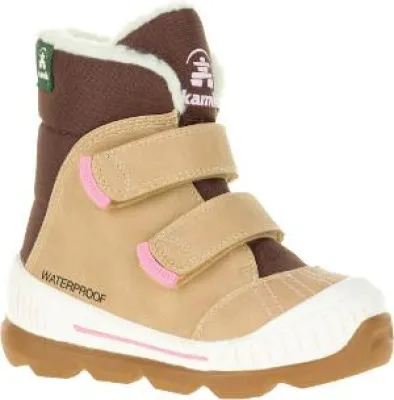 Bild: Raus geht’s, Kinder! Mit dieser Checkliste wird der Winterschuhkauf zum Kinderspiel