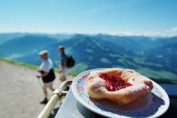 Herbst-Genuss auf den Almen und Hütten zwischen Wildem Kaiser und Brixental Bild: Herbst-Genuss auf den Almen und Hütten zwischen Wildem Kaiser und Brixental
