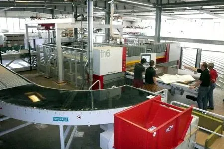 Bild: WINI investiert in industrielle Manufaktur