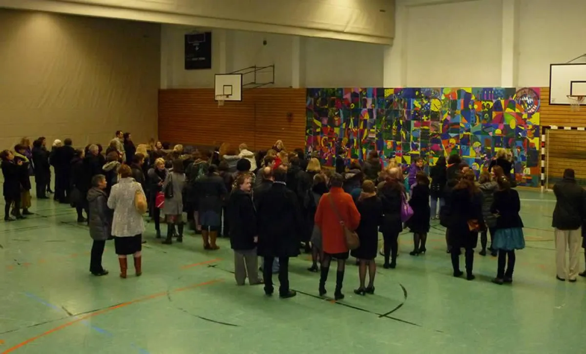 Die Präsentation des 10m x 3,20 m großen Gemäldes