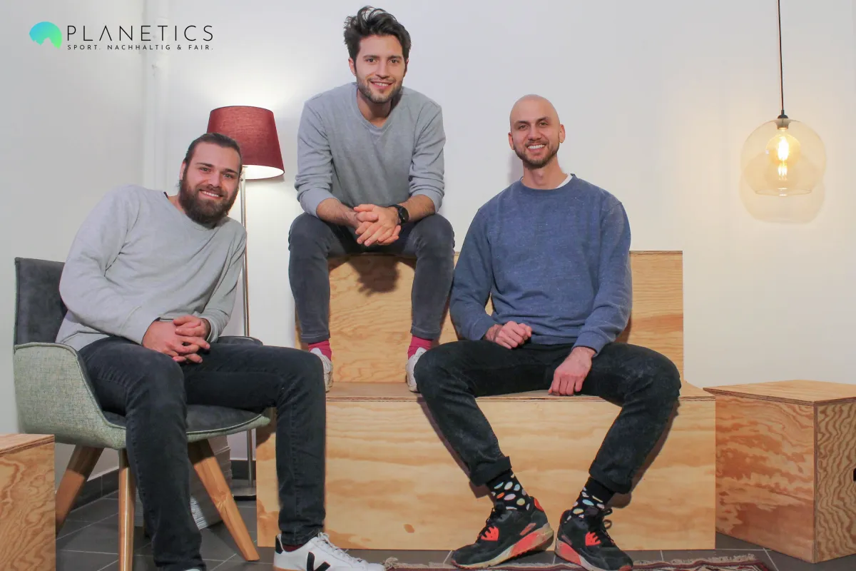 Gründerteam: Raphael Breitner (li.), Fabian Hörst (mi.), Alexandros Taflanidis (re.) (© PLANETICS GmbH)