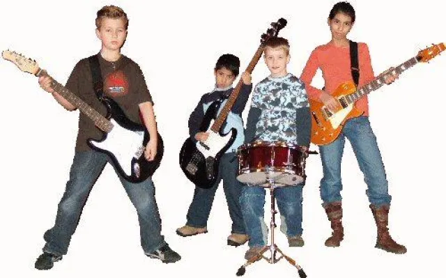 Bild: 3ree.1ne-4rock auf dem Sommerfest der Kath. St. Elisabeth Grundschule am 16.6.2007