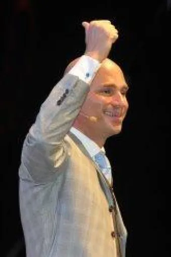 ROGER RANKEL – Auffallend anders ankommen als alle anderen Bild: ROGER RANKEL – Auffallend anders ankommen als alle anderen