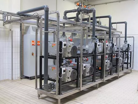 Zentrale Vakuumversorgung für das effiziente Verpacken von Käse Bild: Zentrale Vakuumversorgung für das effiziente Verpacken von Käse