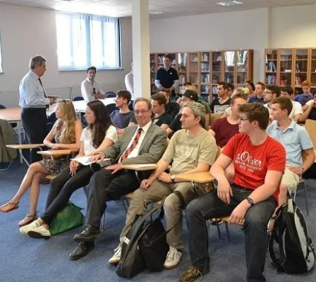 Bild: HdWM: Tag der offenen Hochschule ein voller Erfolg