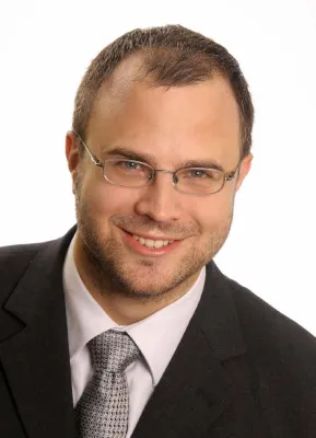 Einvernehmliche Trennung statt Rechtsstreit: Mediator vermittelt als neutrale Instanz Bild: Einvernehmliche Trennung statt Rechtsstreit: Mediator vermittelt als neutrale Instanz