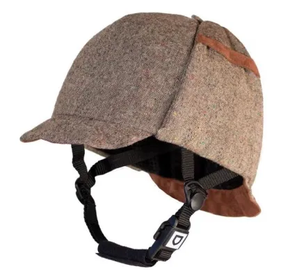 Bild: Fahrradhelm adé: helt-pro bietet Kopfschutz für Fahrradfahrer, der aussieht wie eine Mütze