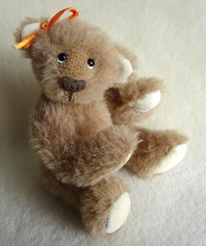 Bild: 1. Dresdner Puppen- und Teddytag am 26. September 2010: Künstler und Fachhändler zu Gast im ICC Dresden