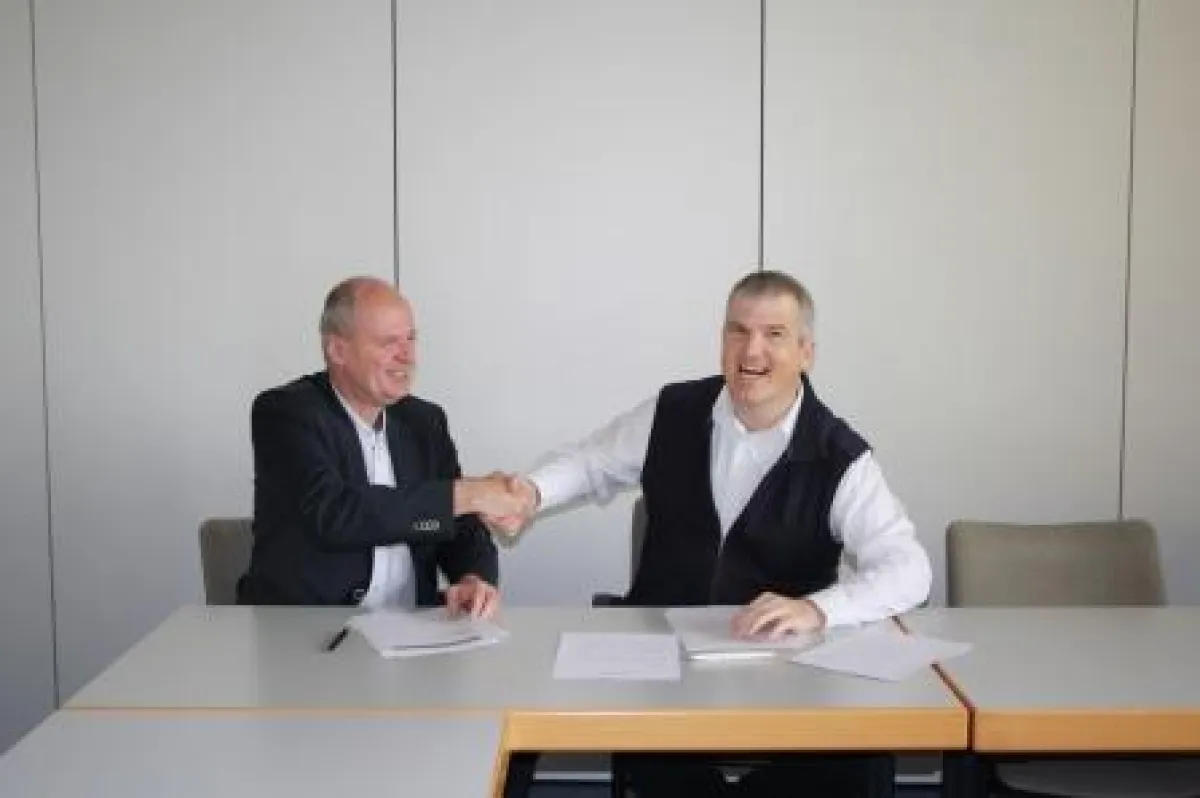 Volker Schneid (links) mit Michael Hanf (rechts)