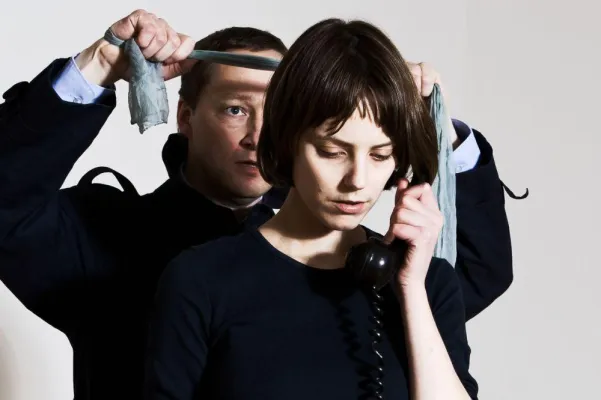 Bild: Die Hamburg Players präsentieren Dial "M" for Murder von Frederick Knott