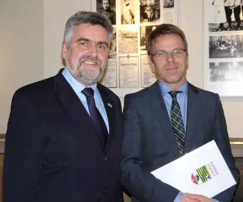 Wernigeröder Notar Dr. Maximilian Zimmer wird Honorarprofessor der Hochschule Harz Bild: Wernigeröder Notar Dr. Maximilian Zimmer wird Honorarprofessor der Hochschule Harz