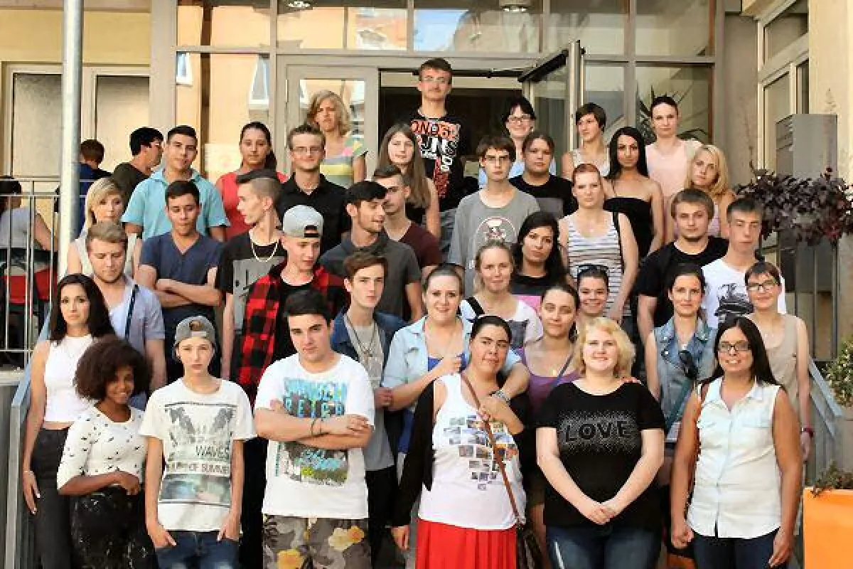 Das Regionale Ausbildungszentrum (RAZ) Ulm begrüßt seine neuen Teilnehmer.