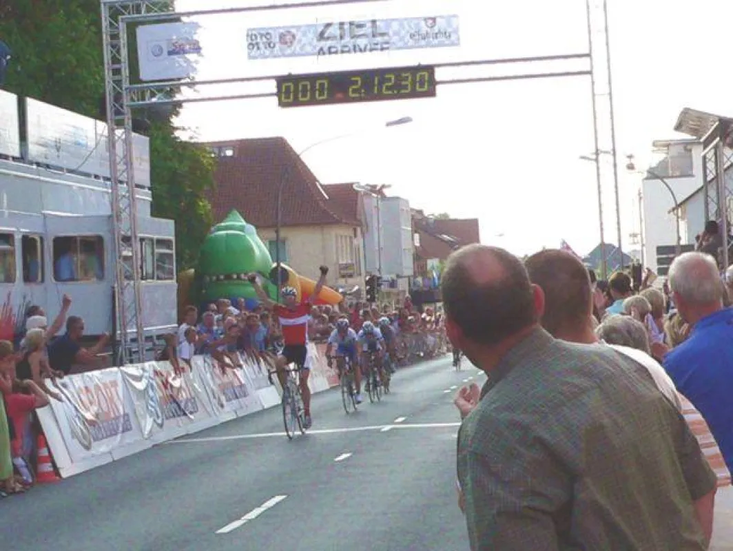 Finanzierung gesichert: Die Niedersachsenrundfahrt der Profis 2007 startet in Wallenhorst