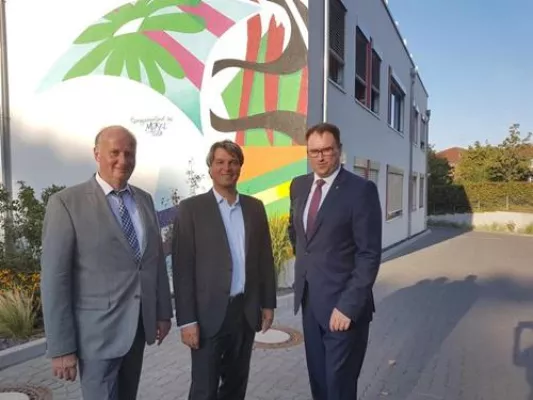 Bild: Mehr Platz, neue Technik & Co.: Service-Bund feiert neues Verwaltungsgebäude