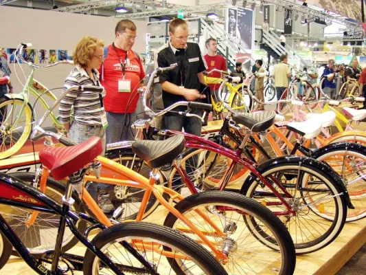 Bild: Eurobike 2008 - Neue Halle – neue Aussteller