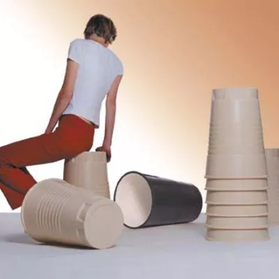 Neue Konzepte für Messe-Möbel mit den event architekten aus Berlin Bild: Neue Konzepte für Messe-Möbel mit den event architekten aus Berlin