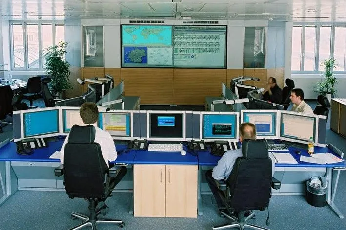 Bild: Jungmann Systemtechnik JST realisiert EOC-Kontrollraum bei Lufthansa Systems