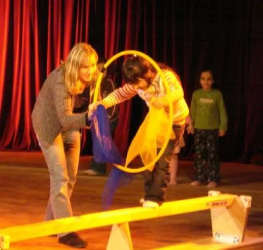 KLEINE STARS IN DER MANEGE Bild: KLEINE STARS IN DER MANEGE