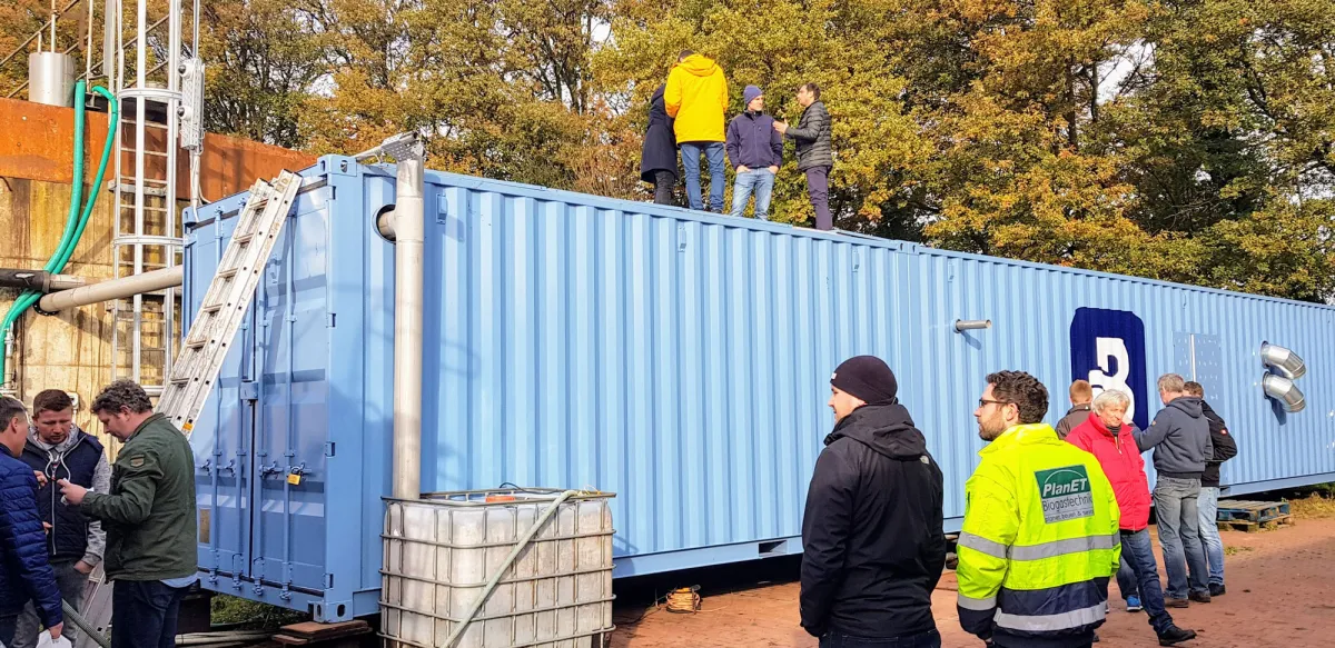 Die erste BlueBox-Anlage zur rein biologischen Güllebehandlung in Deutschland.