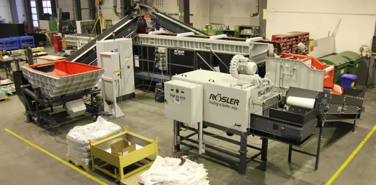 Bild: VIA Oberflächentechnik investiert in neue Gleitschliffanlage