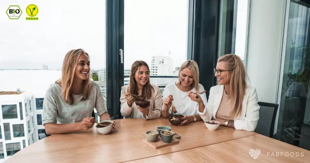 Bild: SMOOTHIES ZUM LÖFFELN? Endlich ein ehrliches Trendprodukt!