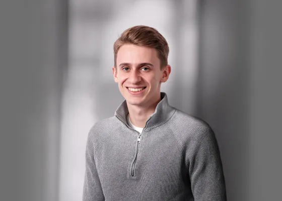 Bild: Johannes F. Bischoff (23) rückt in die Geschäftsleitung von Prof. Dr. Bischoff & Partner auf
