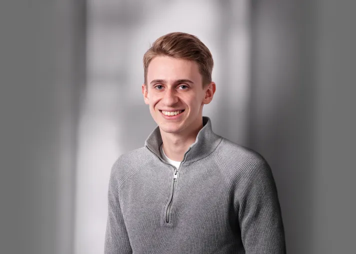 Bild: Johannes F. Bischoff (23) rückt in die Geschäftsleitung von Prof. Dr. Bischoff & Partner auf