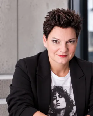 30 Jahre Bühne: Vanessa Maurischat feiert am 21.10. Jubiläum mit Premiere in Hamburg Bild: 30 Jahre Bühne: Vanessa Maurischat feiert am 21.10. Jubiläum mit Premiere in Hamburg