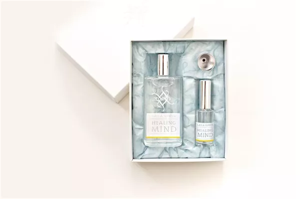 Die SeelenParfüms von Laila Surya® - "Lebe im Jetzt" Bild: Die SeelenParfüms von Laila Surya® - "Lebe im Jetzt"