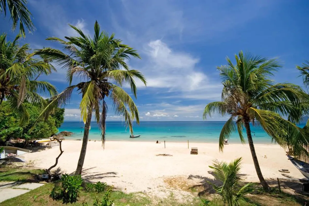 Bei cleverer Planung und gezielter Buchung können Urlauber viel Geld sparen. Dann müssen auch solche exotischen Strände kein unerreichbarer Traum mehr bleiben.