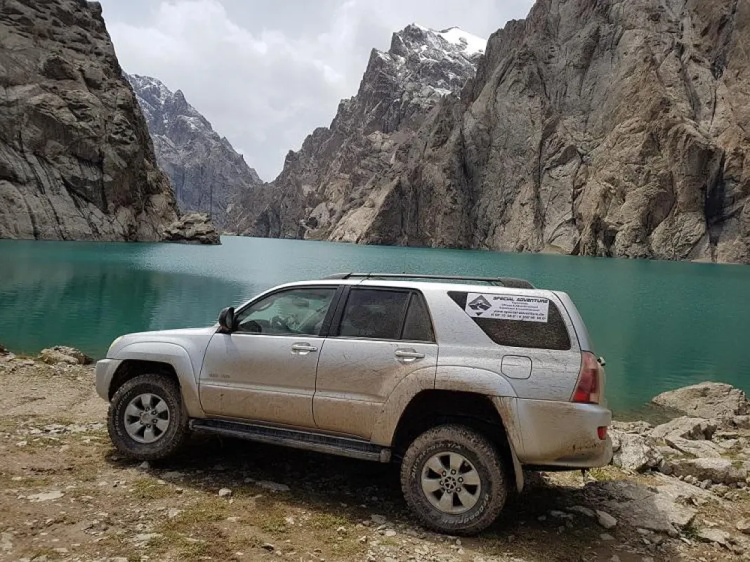 Am Kelsu Lake in Kirgisistan